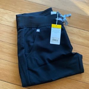 Brand new FIGS Zamora 2.0 jogger petite XS